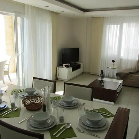 アパート Tropical Gardens E 7 Spacious Duplex 4 Bed *